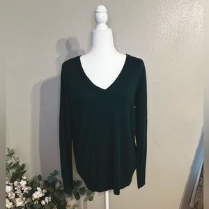 A new day V Neck sweater size L